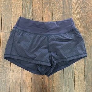 Lululemon shorts size 2